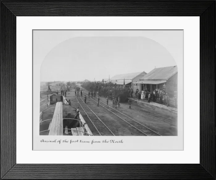 Framed Print : (insert description) Framed Print : (insert description)