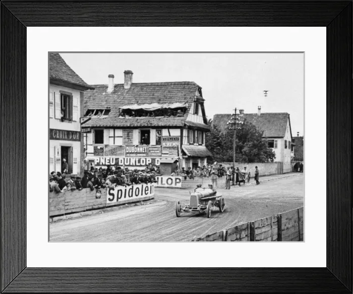 Framed Print : (insert description) Framed Print : (insert description)