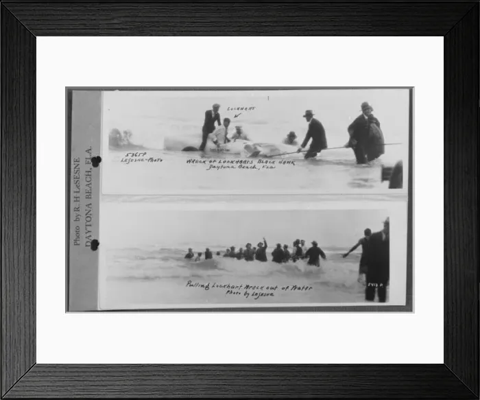Framed Print : (insert description) Framed Print : (insert description)