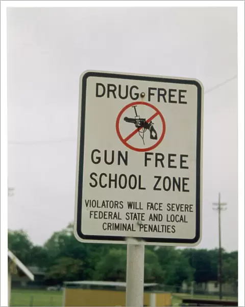 Drug free school zone sign