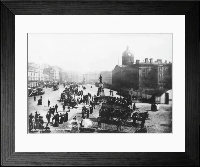 Framed Print : Manchester / Piccadilly Framed Print : Manchester / Piccadilly
