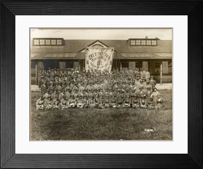 Framed Print : Women Munitions Workers
