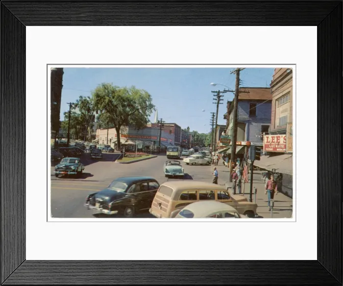 Framed Print : USA / Laconia / New Hampshir Framed Print : USA / Laconia / New Hampshir