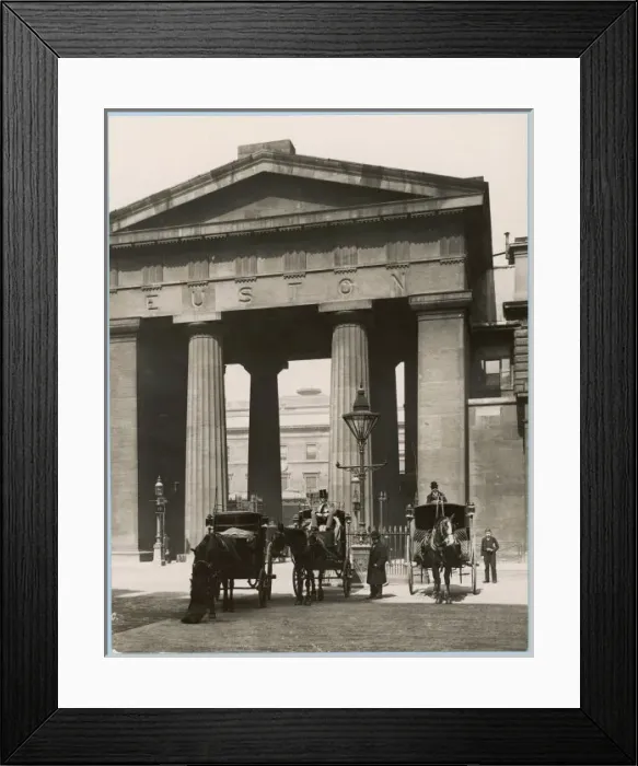 Framed Print : Euston Arch Photo Framed Print : Euston Arch Photo