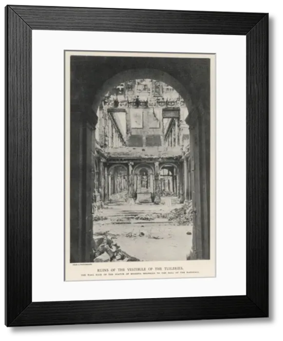 Framed Print : France / Paris / Tuileries P Framed Print : France / Paris / Tuileries P