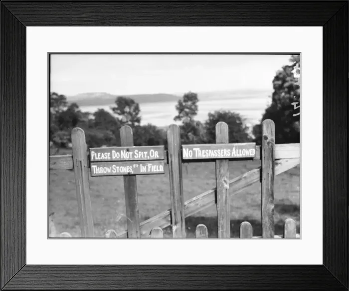 Framed Print : no Trespassers Allowed Framed Print : no Trespassers Allowed