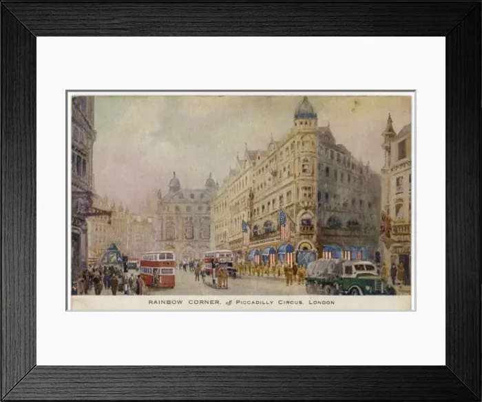 Framed Print : London / Piccadilly Circus Framed Print : London / Piccadilly Circus
