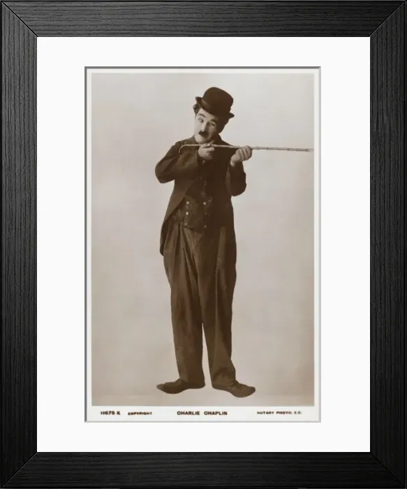 Framed Print : Charlie Chaplin Framed Print : Charlie Chaplin