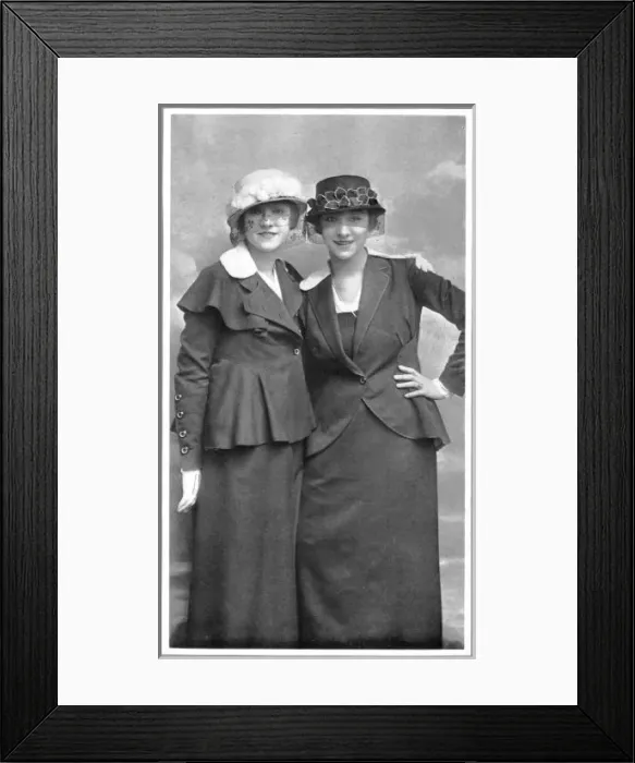 Framed Print : The Dolly Sisters, USA Framed Print : The Dolly Sisters, USA