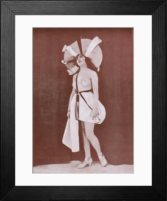 Framed Print : Mlle Boyer from the Concert Mayol, Paris Framed Print : Mlle Boyer from the Concert Mayol, Paris