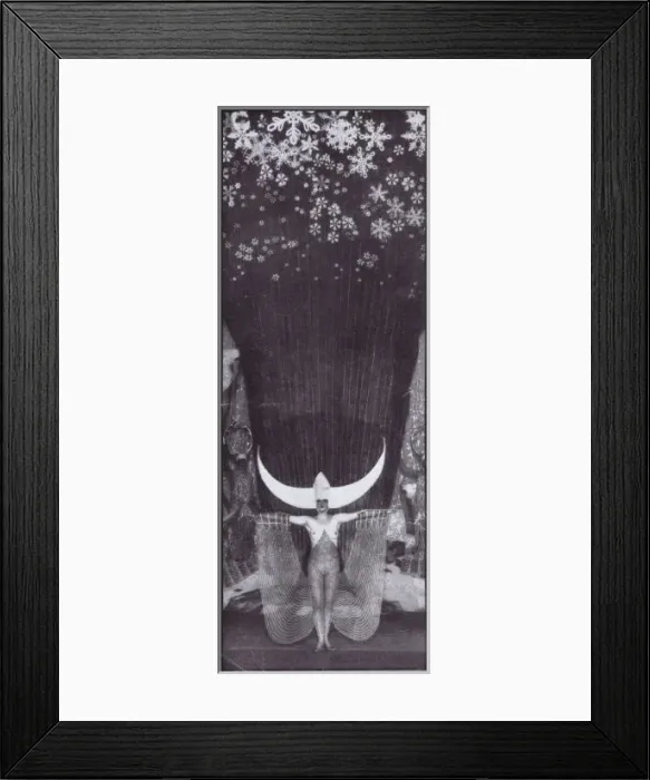 Framed Print : Un Soir de Folie at the Folies Bergere Framed Print : Un Soir de Folie at the Folies Bergere