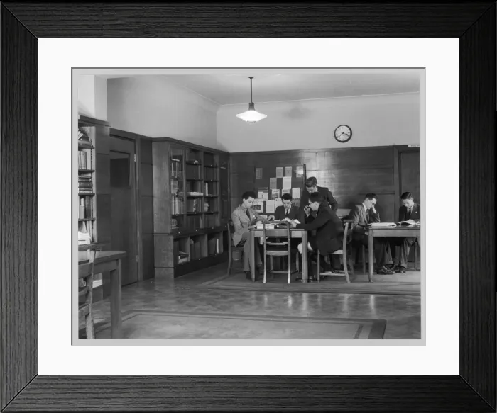 Framed Print : Sheffield Uni Library