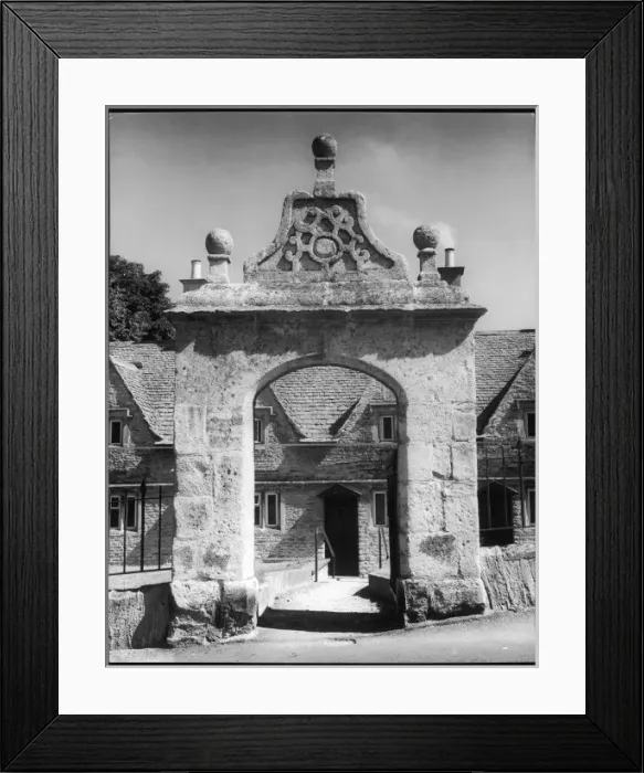 Framed Print : Almshouse Archway Framed Print : Almshouse Archway