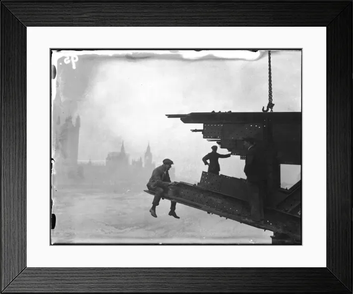 Framed Print : New Lambeth Bridge Framed Print : New Lambeth Bridge