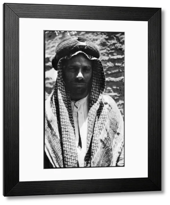 Framed Print : ARAB MAN. An Arab man in a traditional head-dress Framed Print : ARAB MAN. An Arab man in a traditional head-dress
