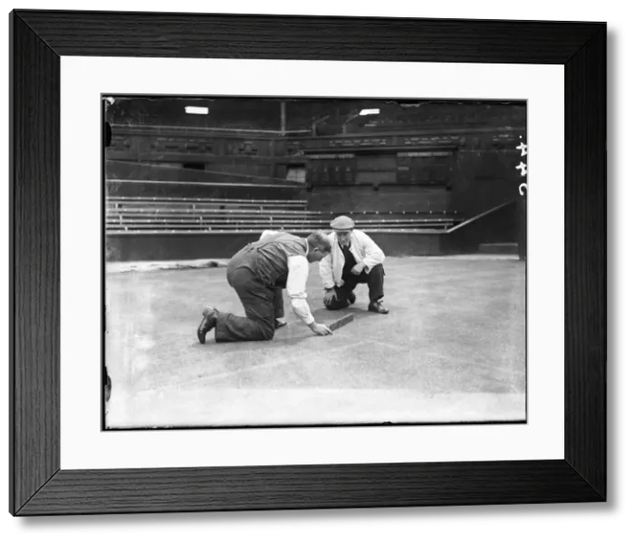 Framed Print : Marking Centre Court Framed Print : Marking Centre Court