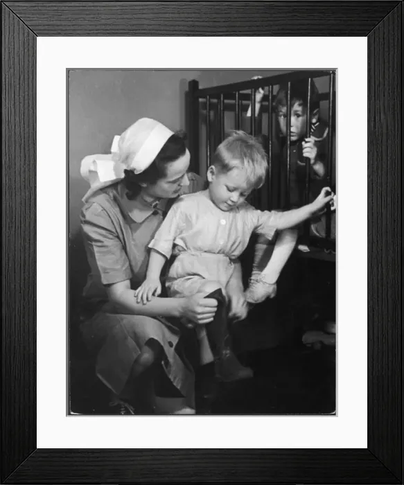 Framed Print : Evacuees & W. V. s. Nurse Framed Print : Evacuees & W. V. s. Nurse