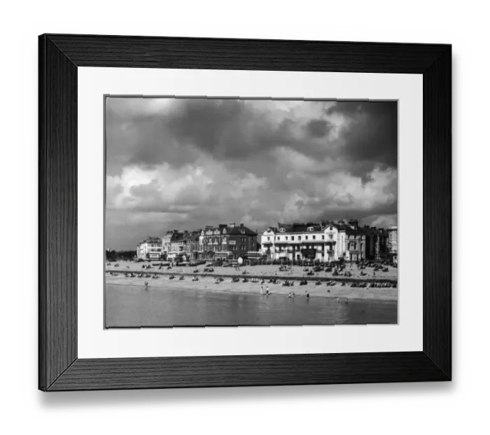 Framed Print : Stormy Southsea Framed Print : Stormy Southsea