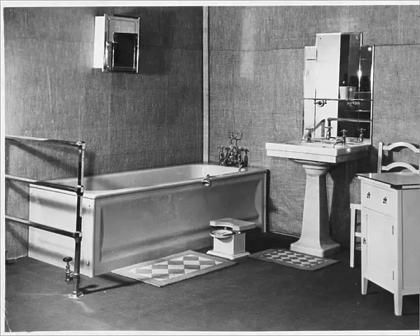Art Deco Bathroom Suite