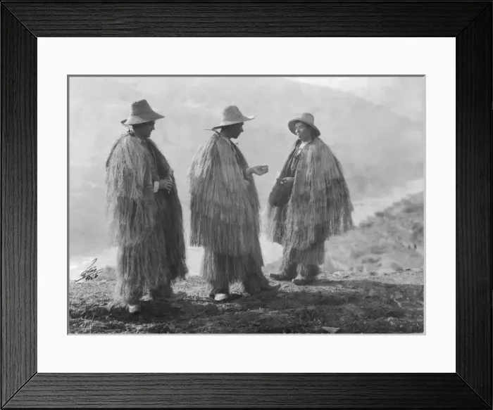 Framed Print : Portugese Wine Pruners Framed Print : Portugese Wine Pruners