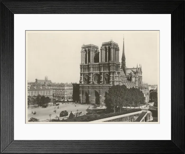 Framed Print : Notre Dame / 1900 / Photo Framed Print : Notre Dame / 1900 / Photo