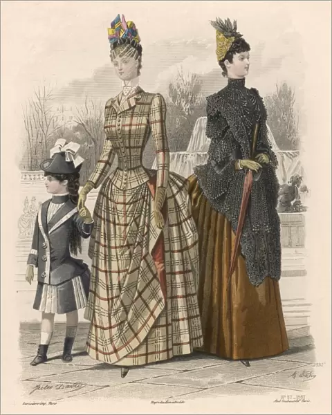 Costume  /  1887 Tuileries