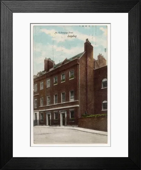 Framed Print : 10 Downing St / Postcard Framed Print : 10 Downing St / Postcard
