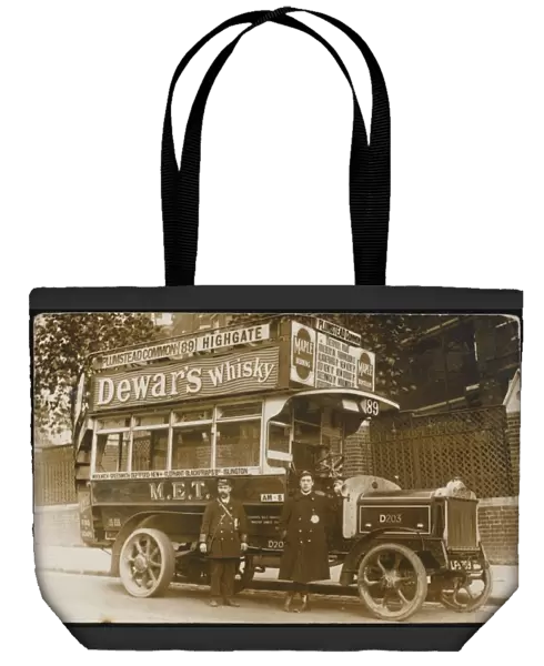 Motor Bus  /  London 1905