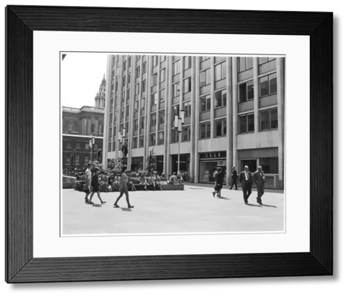 Framed Print : St Pauls Precincts Framed Print : St Pauls Precincts