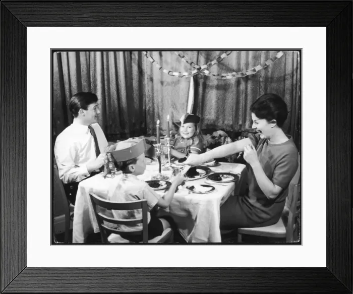 Framed Print : Christmas Crackers Framed Print : Christmas Crackers