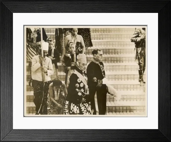 Framed Print : Hamengku Buwono IX Framed Print : Hamengku Buwono IX