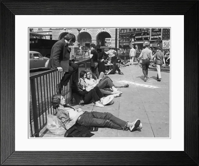 Framed Print : Hippies at Piccadilly Framed Print : Hippies at Piccadilly