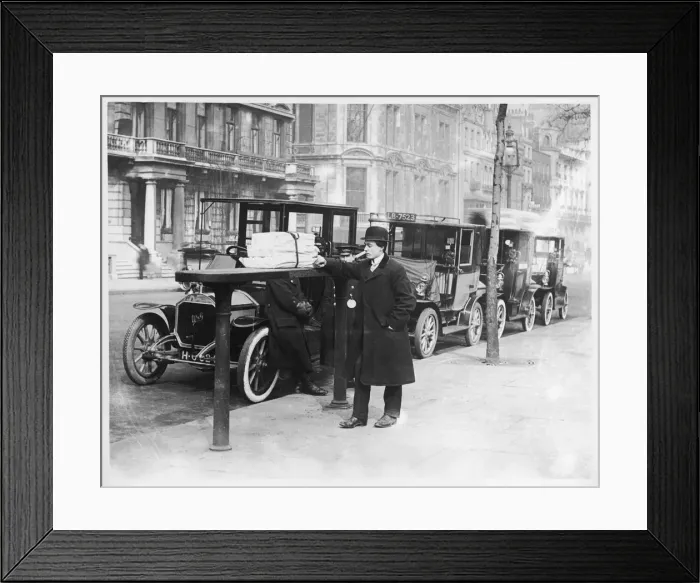 Framed Print : Taxi Rank 1900S Framed Print : Taxi Rank 1900S