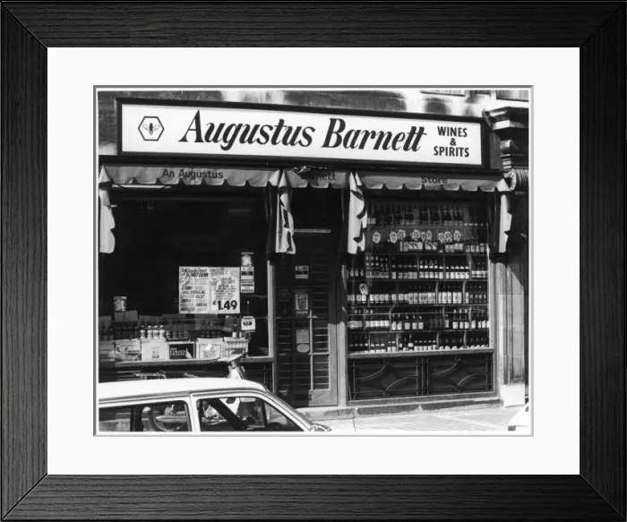 Framed Print : Off Licence 1970S Framed Print : Off Licence 1970S