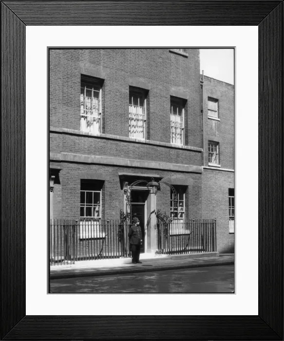 Framed Print : Downing Street 1930S Framed Print : Downing Street 1930S