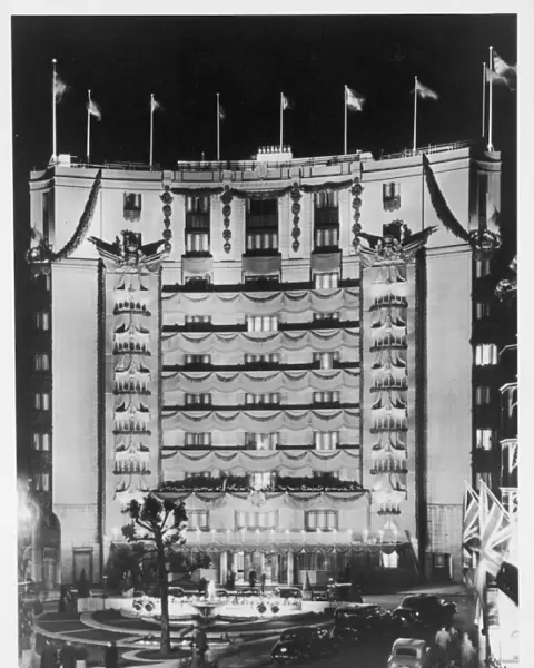 Front Fa├ºade of the Dorchester Hotel, 1953