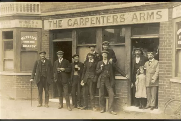 Outside the Pub, 1914