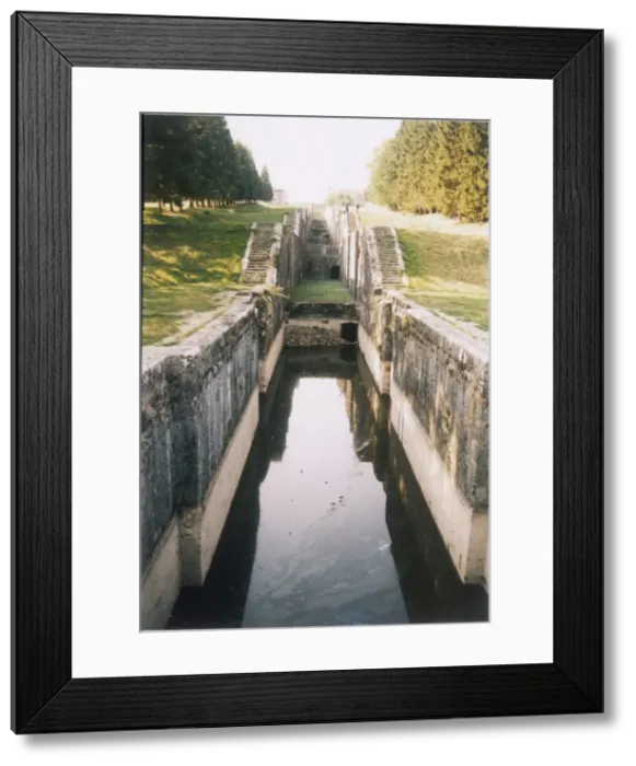 Framed Print : Canal De Loing - 3 Framed Print : Canal De Loing - 3