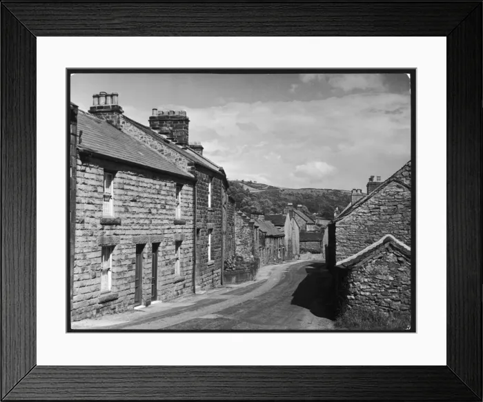 Framed Print : Main Street of Eyam Framed Print : Main Street of Eyam