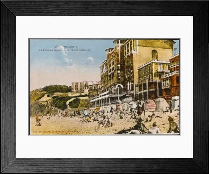 Framed Print : Biarritz - Miramar Beach Framed Print : Biarritz - Miramar Beach