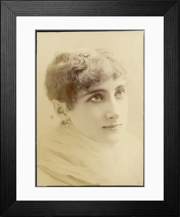 Framed Print : Female Type / Short Hair Framed Print : Female Type / Short Hair