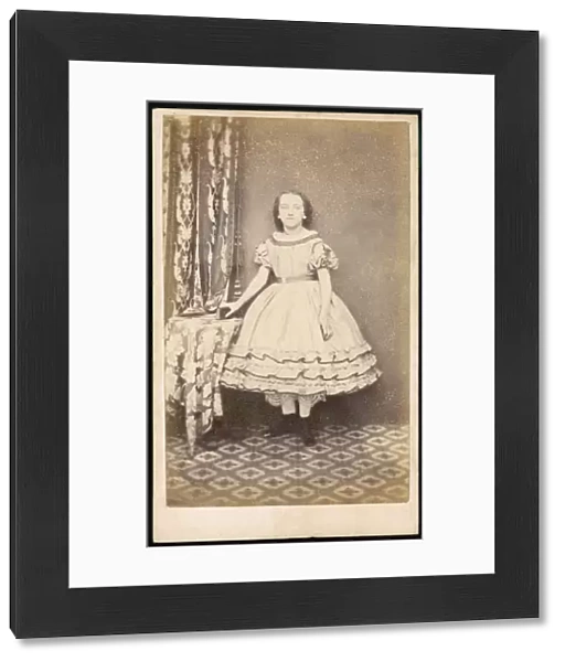 Costume  /  Girl  /  Photo 1860S