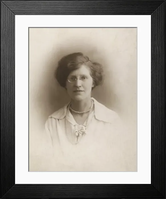 Framed Print : Female Type / Photo 1923 Framed Print : Female Type / Photo 1923