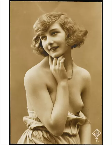 Female Type  /  Topless 1920