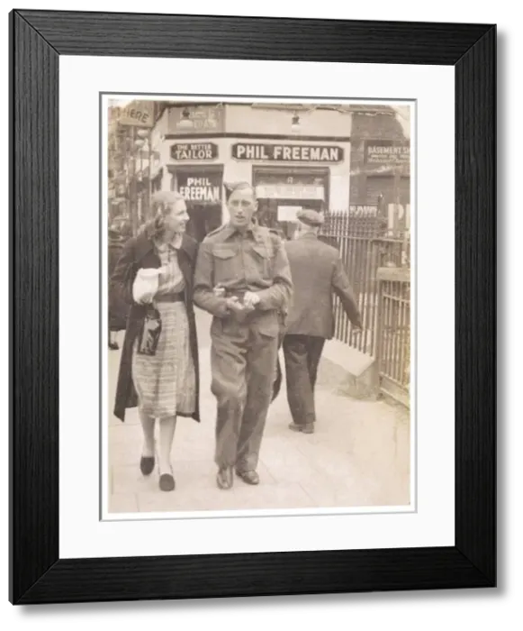 Framed Print : Ww2 Wartime Romance 1940 Framed Print : Ww2 Wartime Romance 1940