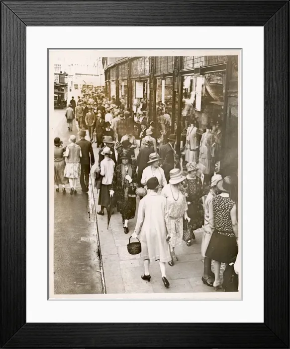 Framed Print : London Shoppers 1928 Framed Print : London Shoppers 1928