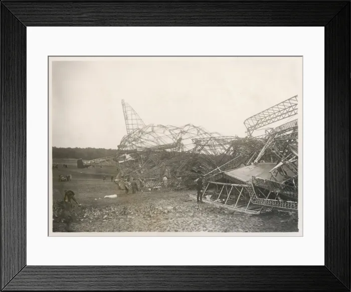 Framed Print : R101 CRASH - 2 Framed Print : R101 CRASH - 2