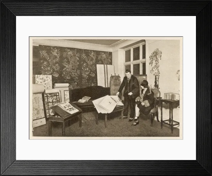 Framed Print : Shopping in Harrods 1929 Framed Print : Shopping in Harrods 1929