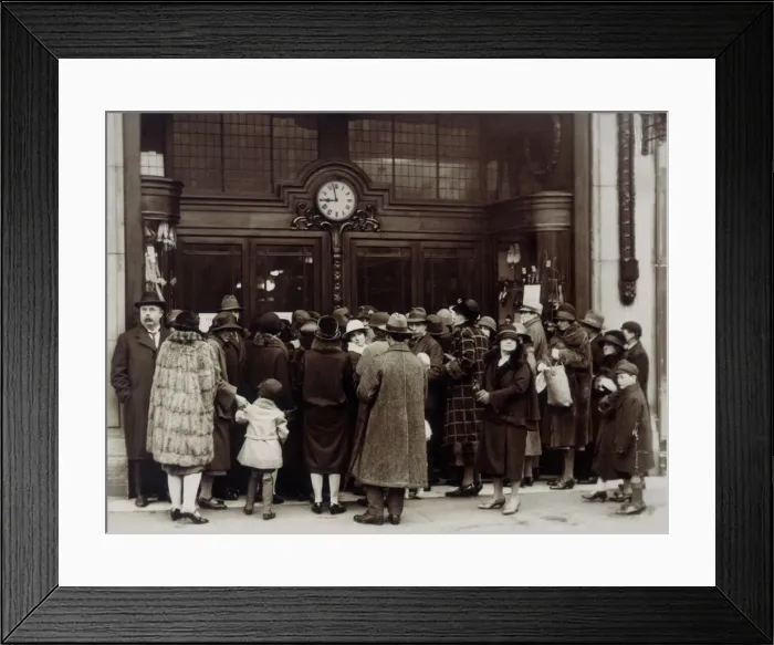 Framed Print : Waiting for Sale Start Framed Print : Waiting for Sale Start