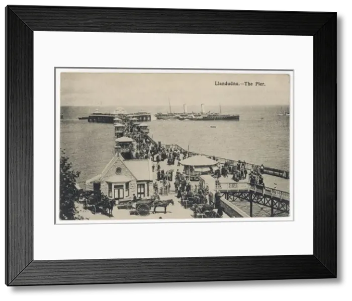 Framed Print : Llandudno / Pier C1910 Framed Print : Llandudno / Pier C1910